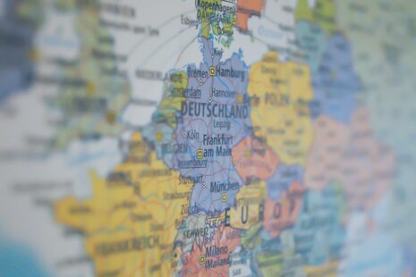 Kartenillustration von Europa, im Fokus Deutschland